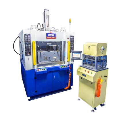 Mold In Press & De-gate